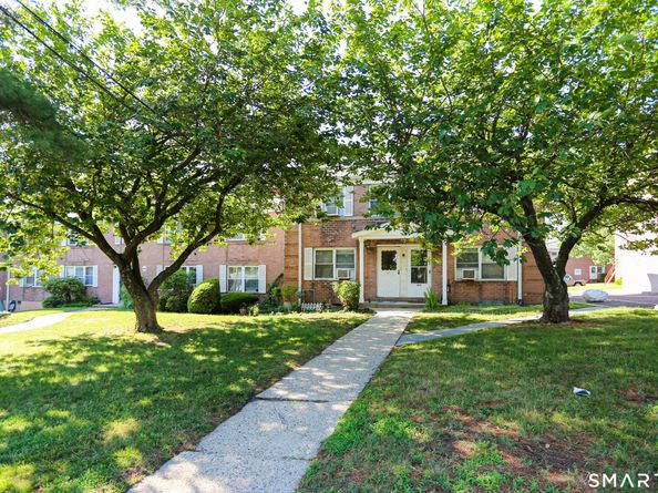 1060 E Main Street 14D, Stamford CT 06902