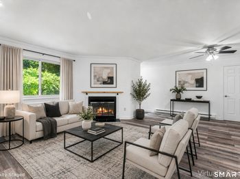 8 Rose Lane