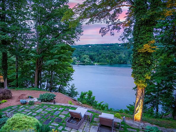 25 Pond Road, Ridgefield CT 06877