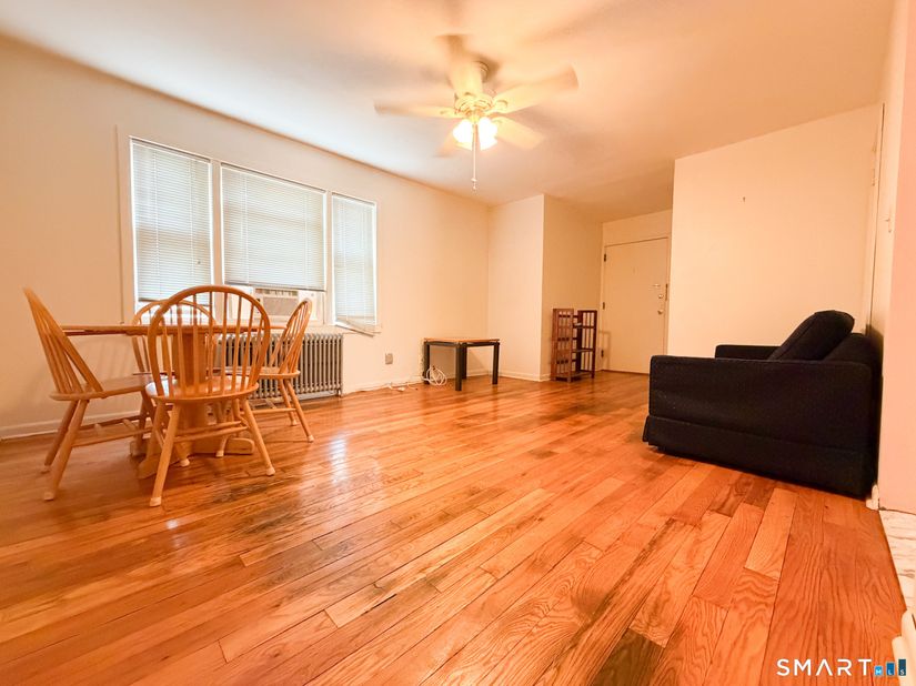 290 North Bishop Avenue 24, Bridgeport CT 06610
