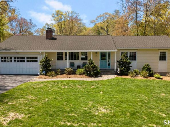 28 Oriole Drive, Norwalk CT 06851