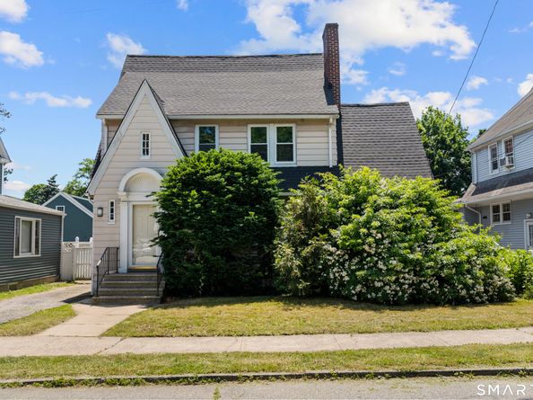 695 W Taft Avenue, Bridgeport CT 06604