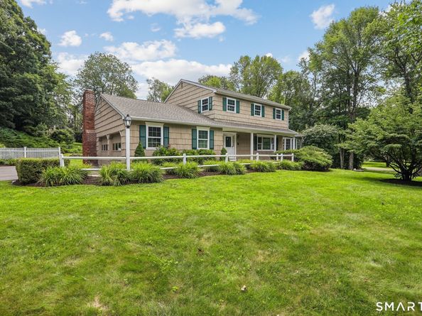 10 Terra Glen Road, Danbury CT 06811