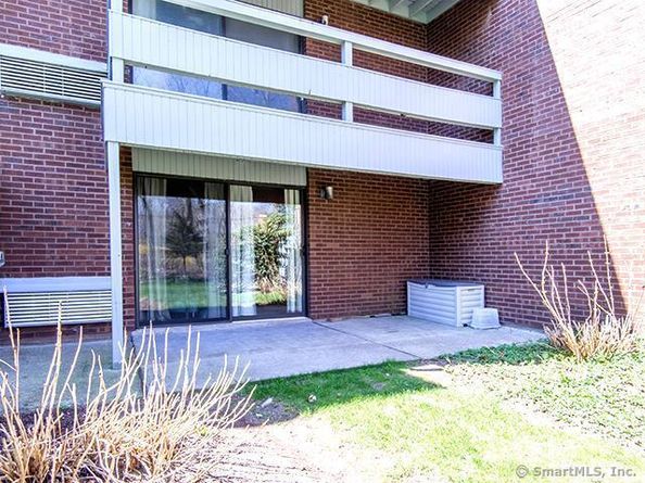 84 Wilton Crest 84, Wilton CT 06897