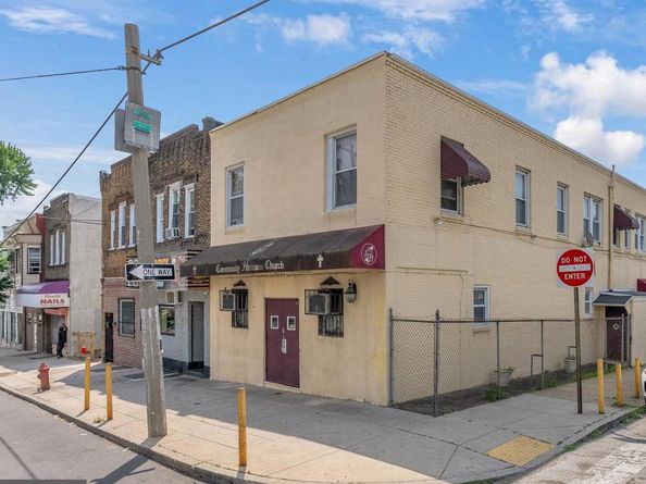 6222 Lansdowne Avenue, Philadelphia PA 19151