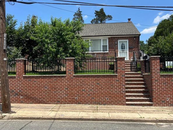 1431-35 Vista Street, Philadelphia PA 19111