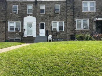 1440 Stirling Street