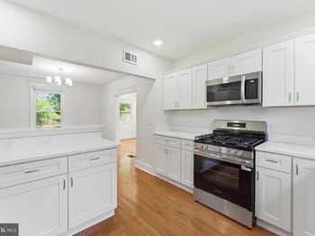 2604 32nd Street SE