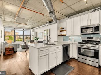 2750 14TH Street NW