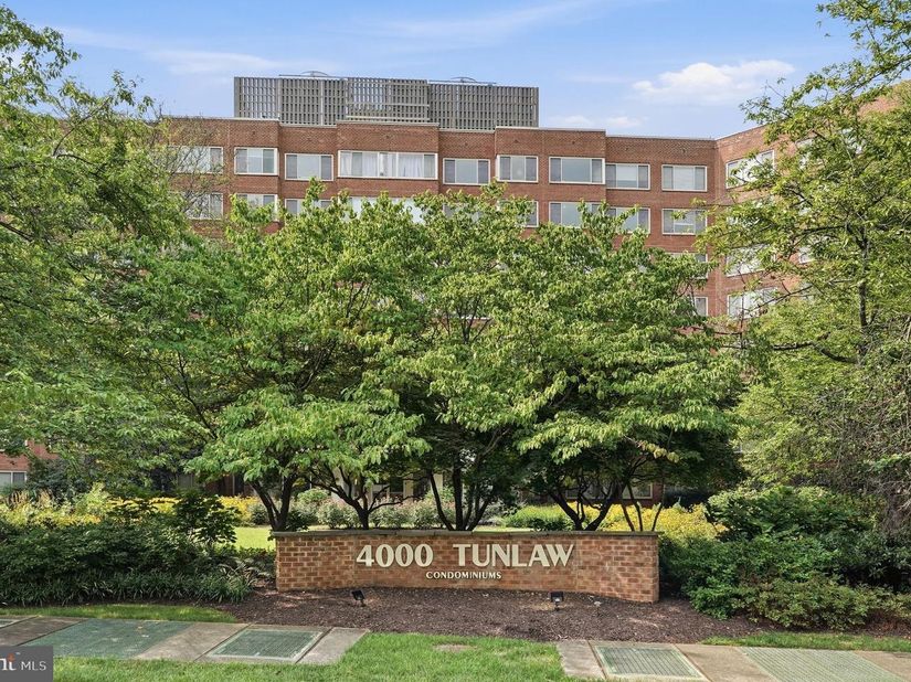 4000 Tunlaw Road NW 619, Washington DC 20007