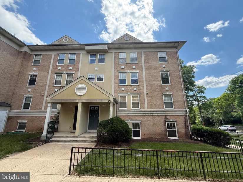 2312 18TH Street NE 2312, Washington DC 20018
