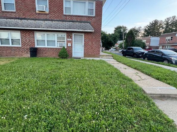 10001 Bridle Road, Philadelphia PA 19116