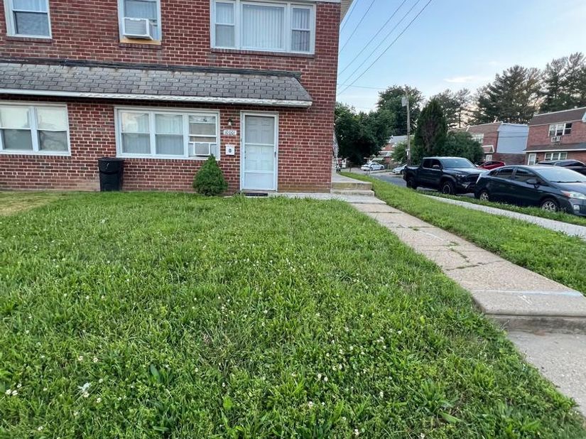 10001 Bridle Road, Philadelphia PA 19116
