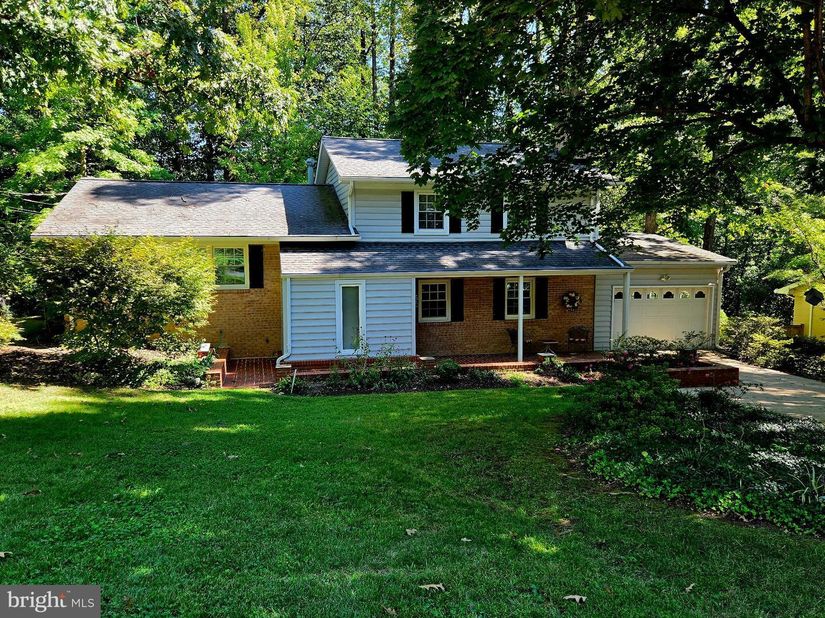5017 Dodson Drive, Annandale VA 22003