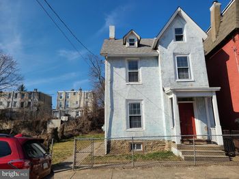 89 E Herman Street