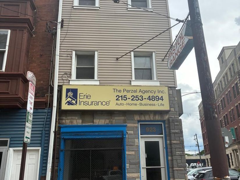 923 Spring Garden Street, Philadelphia PA 19123