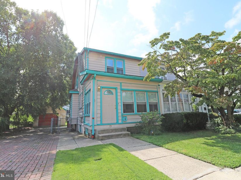 73 N Ridgeway Avenue, Glenolden PA 19036