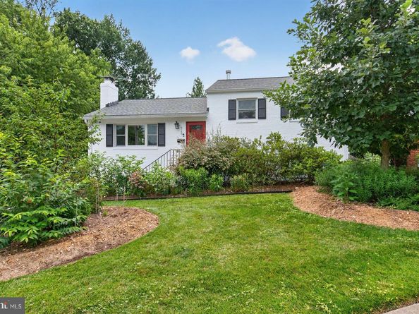 6100 22nd Road N, Arlington VA 22205