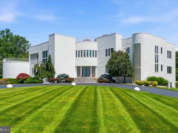 611 Creek Lane