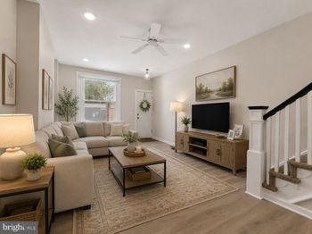 3010 Emerald Street