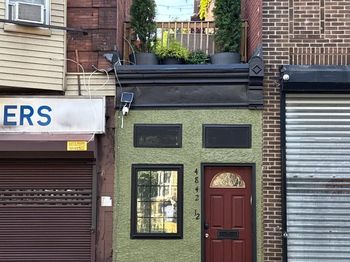 Undisclosed Address #PAPH2651406