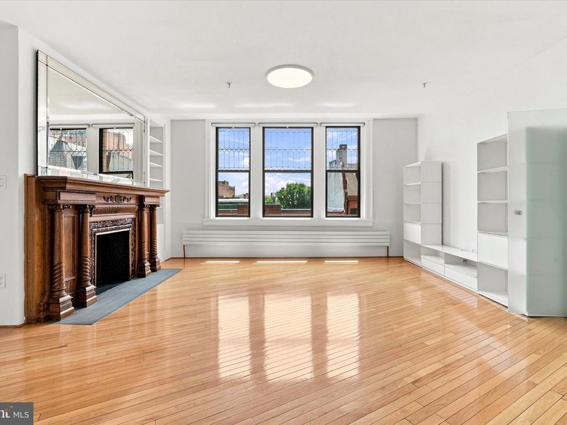 1213-15 Locust Street 3, Philadelphia PA 19107