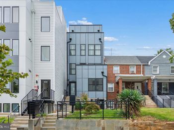 1632 K Street NE