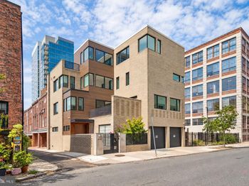 254 S 24TH Street