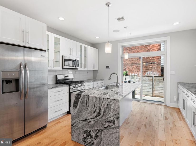 2057 Tasker Street, Philadelphia PA 19145