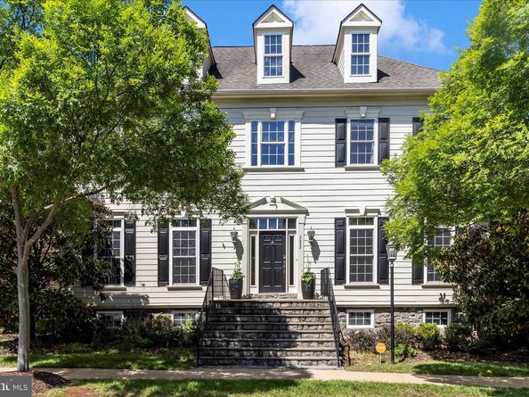 2822 Norborne Place, Oakton VA 22124