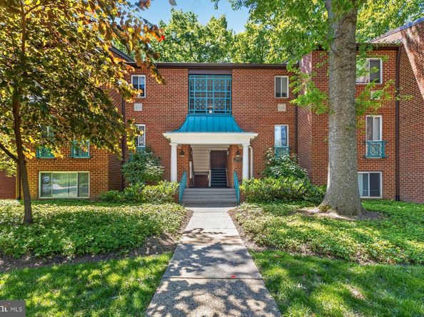 11823 Breton Court 1A, Reston VA 20191