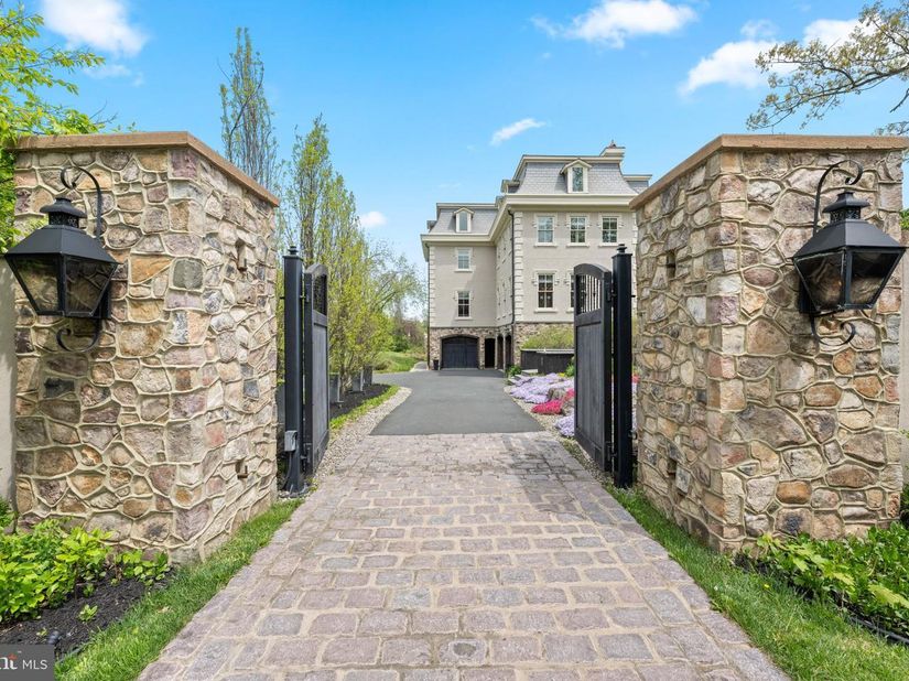 3345 Holicong, Doylestown PA 18902
