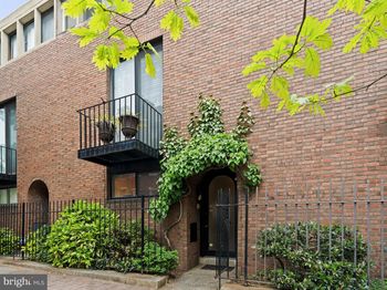 245 S 3rd Street