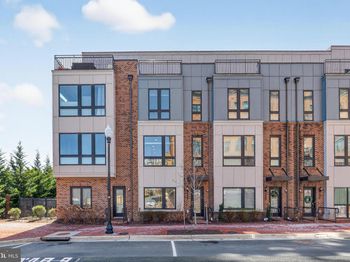 402 Stabler Lane