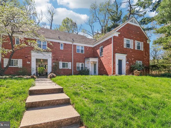 1144 Valley Drive, Alexandria VA 22302