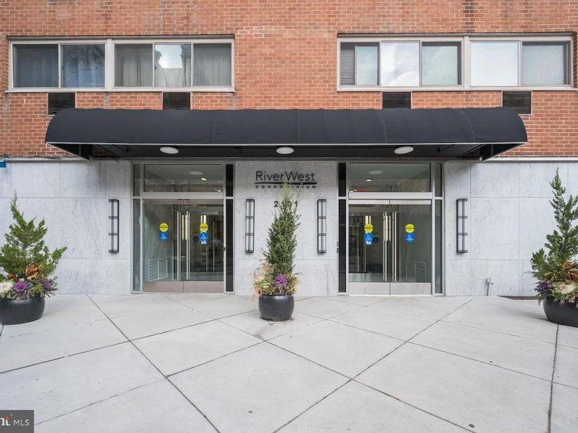 2101 Chestnut Street 802, Philadelphia PA 19103