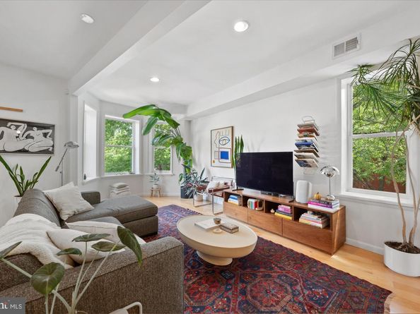 15 S Street NE 2, Washington DC 20002