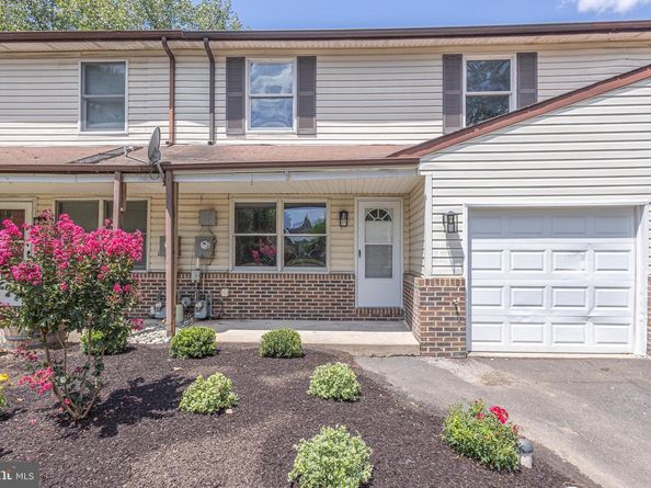 26 Bowling Green Avenue 3, Morrisville PA 19067