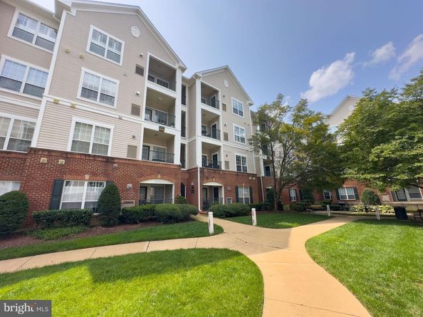 4852 Eisenhower Avenue 337, Alexandria VA 22304