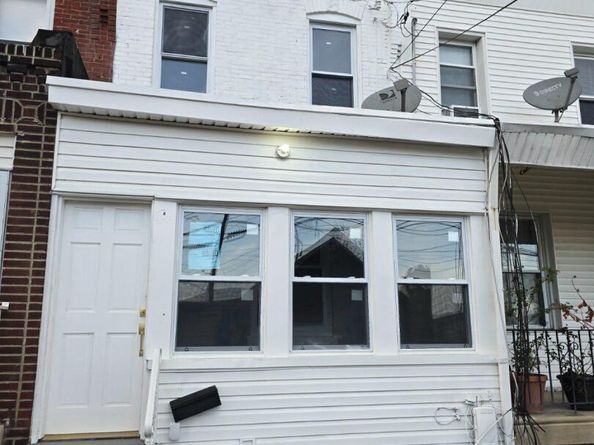 211 Spruce Street, Darby PA 19023