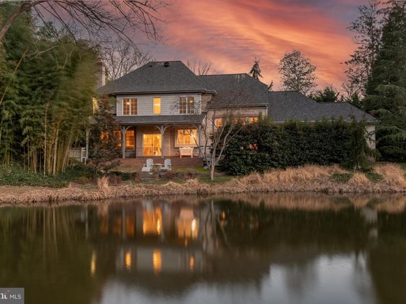 5902 Bradley Boulevard, Bethesda MD 20814