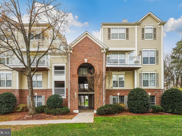 21845 Baldwin Square 101, Sterling VA 20164