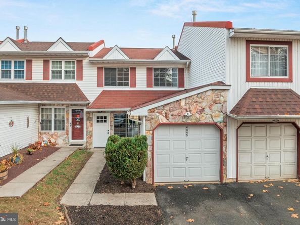 4445 Ernie Davis Circle, Philadelphia PA 19154