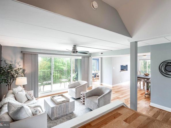 110 Roberts Lane 301, Alexandria VA 22314