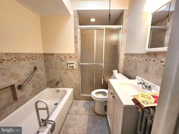 6217 N Bouvier Street