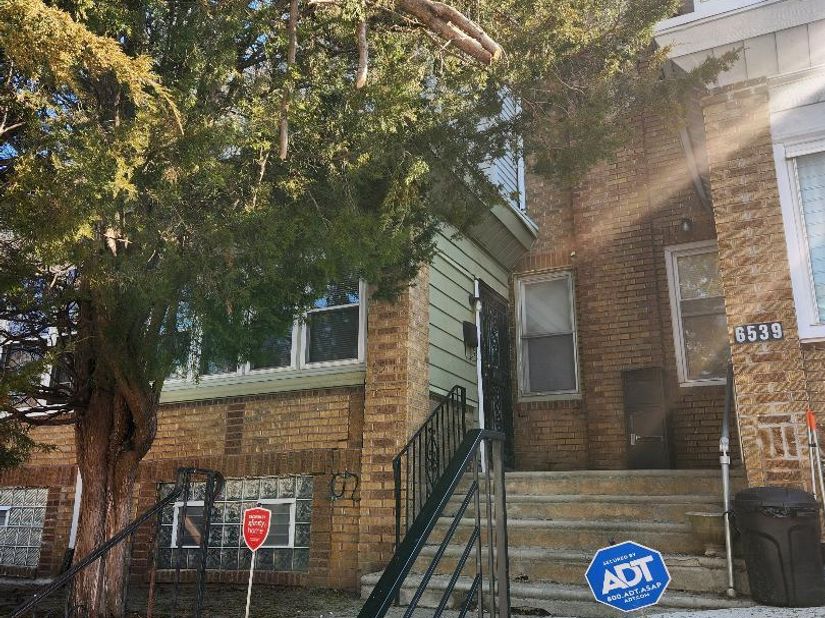 6541 N Smedley Street, Philadelphia PA 19126