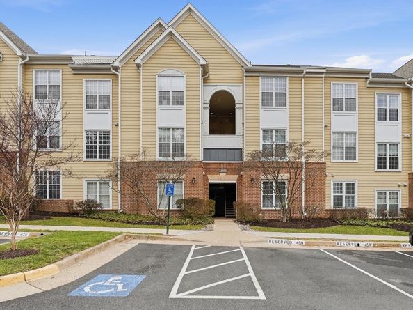 12903 Alton Square 202, Herndon VA 20170