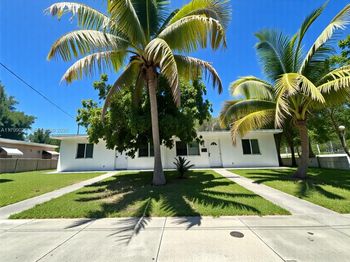 16204 NE 18th Court