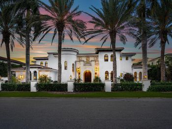 251 W Coconut Palm Road