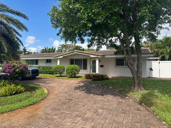 5111 NE 27th Terrace NE